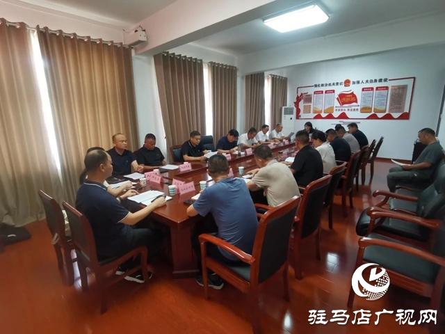  西平縣人大常委會召開2025年上半年經(jīng)濟(jì)社會發(fā)展計劃執(zhí)行情況調(diào)研座談會
