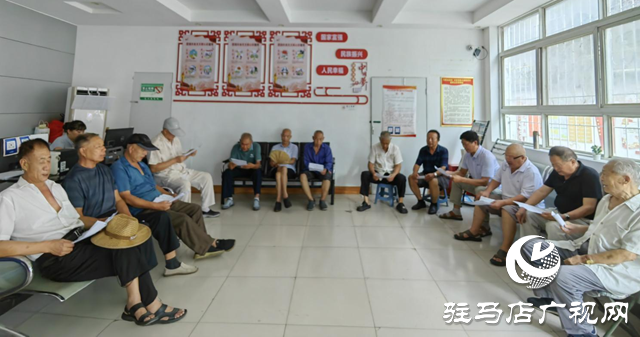紗廠社區(qū)自編自演文藝匯演 致敬抗戰(zhàn)勝利八十周年