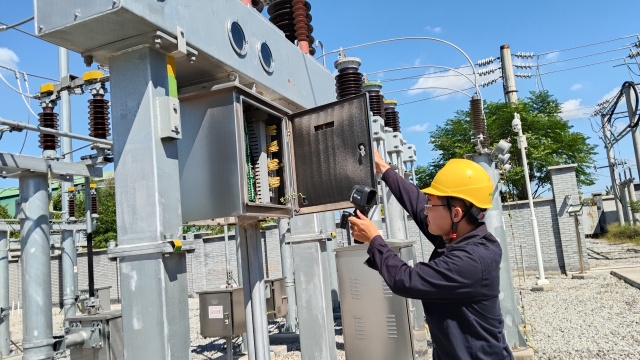 國網(wǎng)泌陽縣供電公司:鏖戰(zhàn)“秋老虎” 保電“不降溫”