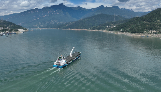 全國首艘！“三峽護(hù)壩1號”完成試航交付