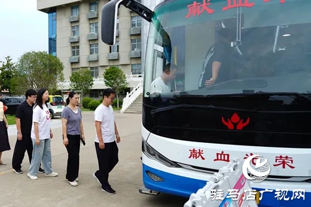 熱血映初心 法徽傳溫情——平輿縣人民法院開展無償獻血活動