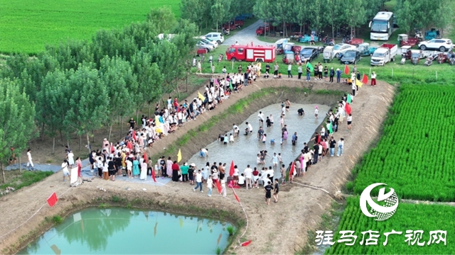 2025年河南省萬(wàn)村千鄉(xiāng)農(nóng)民籃球賽駐馬店賽區(qū)暨社區(qū)運(yùn)動(dòng)會(huì)確山留莊稻田公園站活力開(kāi)幕 