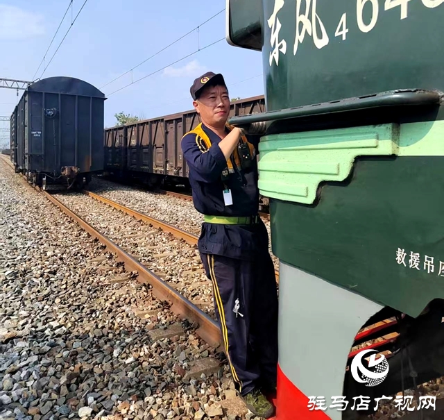 確山火車站：不懼高溫確保運輸暢通