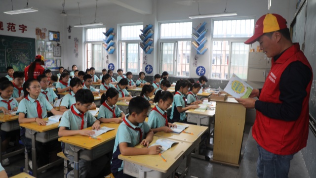 國網(wǎng)汝南縣供電公司：開學(xué)第一課 安全記心間