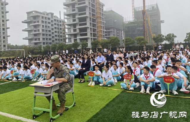 駐馬店第四中學(xué)2025級新生國防教育匯演展風(fēng)采