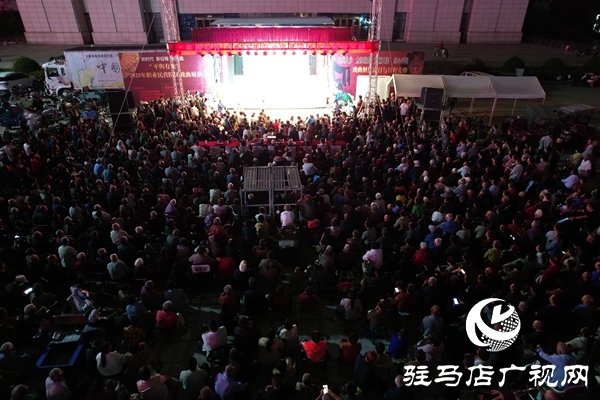 為期十天的2025年“平輿有戲”職業(yè)民營院團戲曲展演鳴鑼開唱