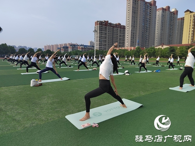 2025年全國健身瑜伽公益活動(dòng)暨社區(qū)運(yùn)動(dòng)會(huì)瑜伽嘉年華在我市啟動(dòng)
