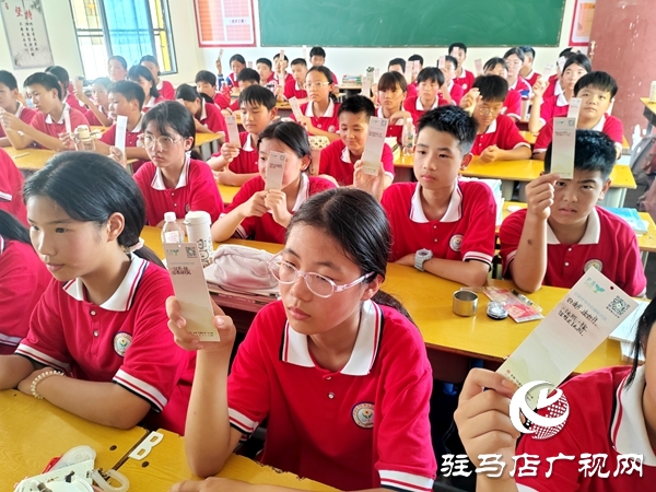 平輿五中2025年“護(hù)苗·綠書簽”宣傳活動