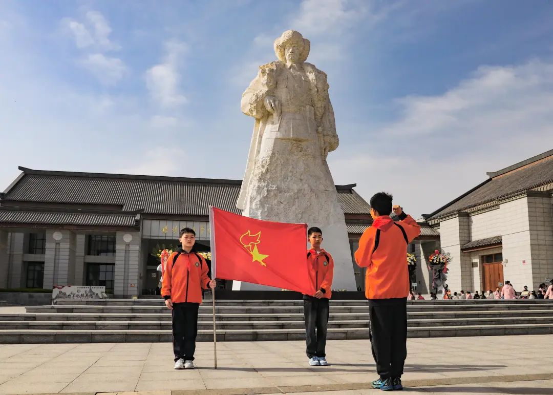 線上展｜銘記烽火鑄忠魂 藝韻傳薪頌英雄——駐馬店市紀(jì)念抗戰(zhàn)勝利80周年、楊靖宇將軍誕辰120周年美術(shù)書法攝影藝術(shù)展（五）
