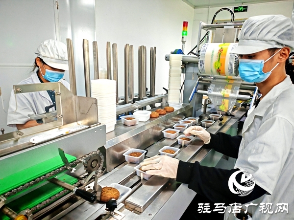 平輿縣廟灣鎮(zhèn)黑田村：國家發(fā)明專利桑葉低糖月餅“烤”出致富新滋味
