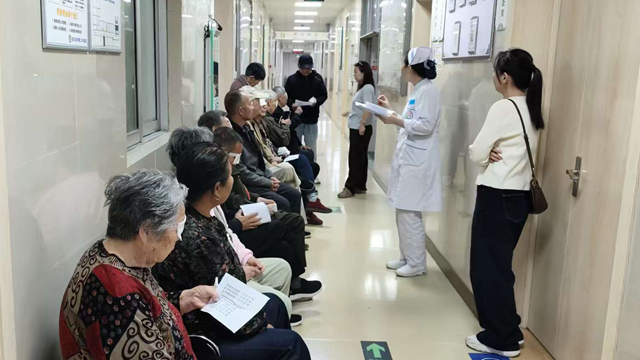  精湛醫(yī)術護光明，暖心服務獲贊譽&mdash;&mdash;駐馬店市第二中醫(yī)院眼科為患者提供全流程精準診療服務