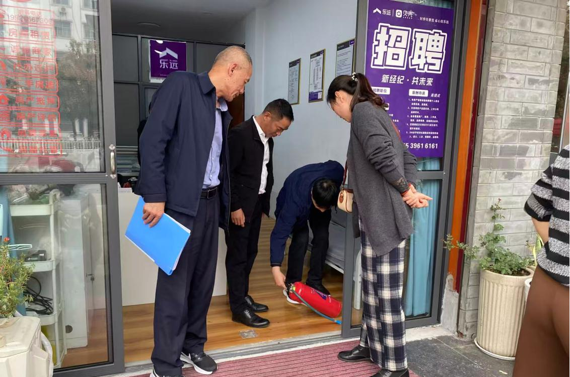 駐馬店市供銷合作社 開展中秋 國慶節(jié)前安全消防檢查