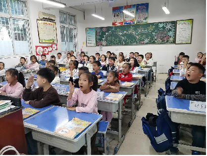 駐馬店市第三小學(xué)開展2025年秋季學(xué)期一、二年級習(xí)慣口令化展示活動