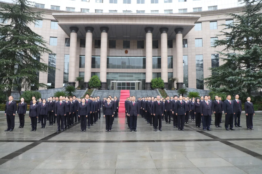 市檢察院舉行升國旗儀式