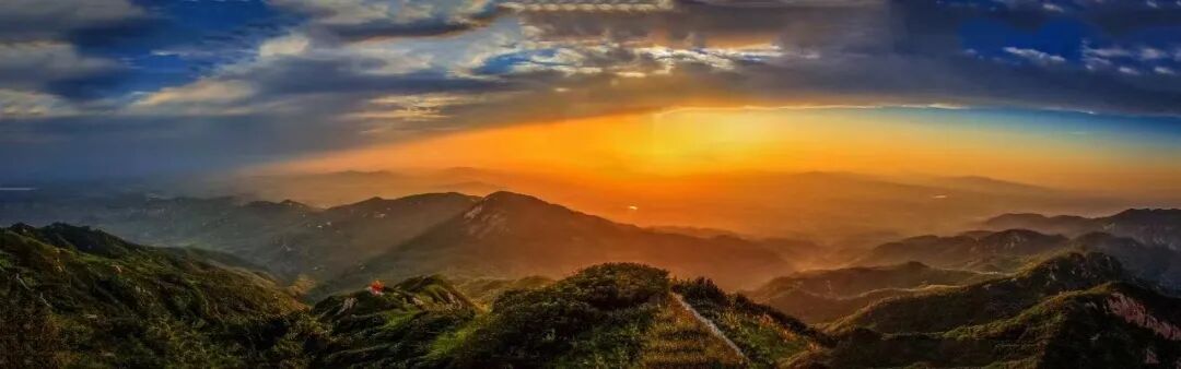 暮色漫過白云山，來這里感受云端與晚風(fēng)