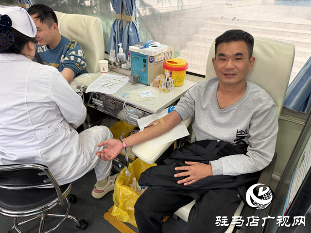 駐馬店市市場監(jiān)管局高新區(qū)分局組織開展無償獻血活動??
