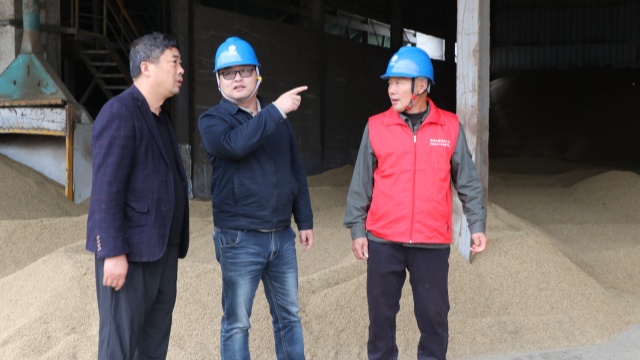 國網(wǎng)正陽縣供電公司：服務(wù)烘干企業(yè) 護(hù)航秋糧歸倉
