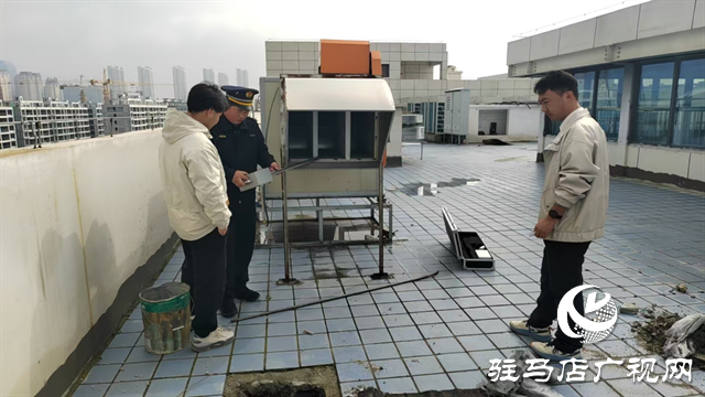  示范區(qū)城管局扎實開展餐飲油煙專項治理行動