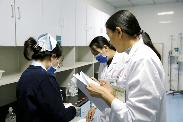 駐馬店市第一人民醫(yī)院開(kāi)展7S管理督導(dǎo)檢查