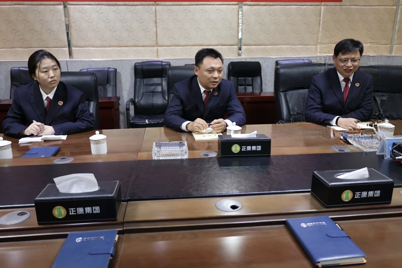 遂平縣檢察院走進正康糧油公司開展法治宣講