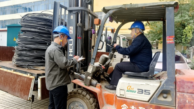 國網(wǎng)平輿縣供電公司：退役物資“再上崗” 降本增效見實(shí)效