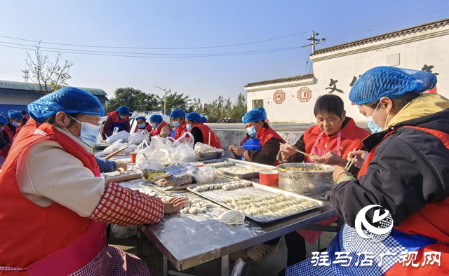 柴坡村重陽餃子宴開席:一碗熱餃暖人心 敬老美德潤?quán)l(xiāng)鄰