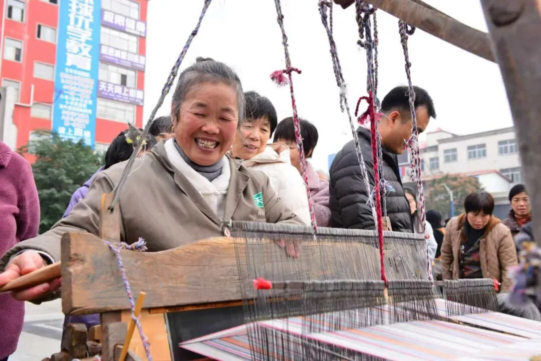 豫黔聯(lián)動(dòng)繪盛景！2025上蔡重陽(yáng)節(jié)的溫暖與活力定格在這個(gè)景區(qū)