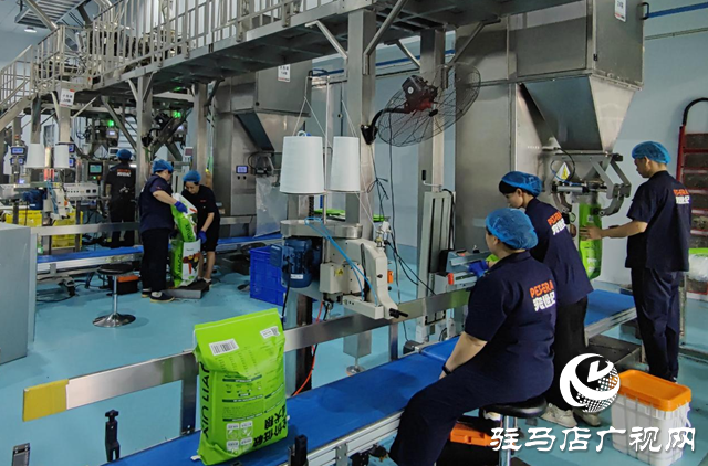 河南寵世紀(jì)寵物食品：全力沖刺四季度 滿負(fù)荷生產(chǎn)保供應(yīng)