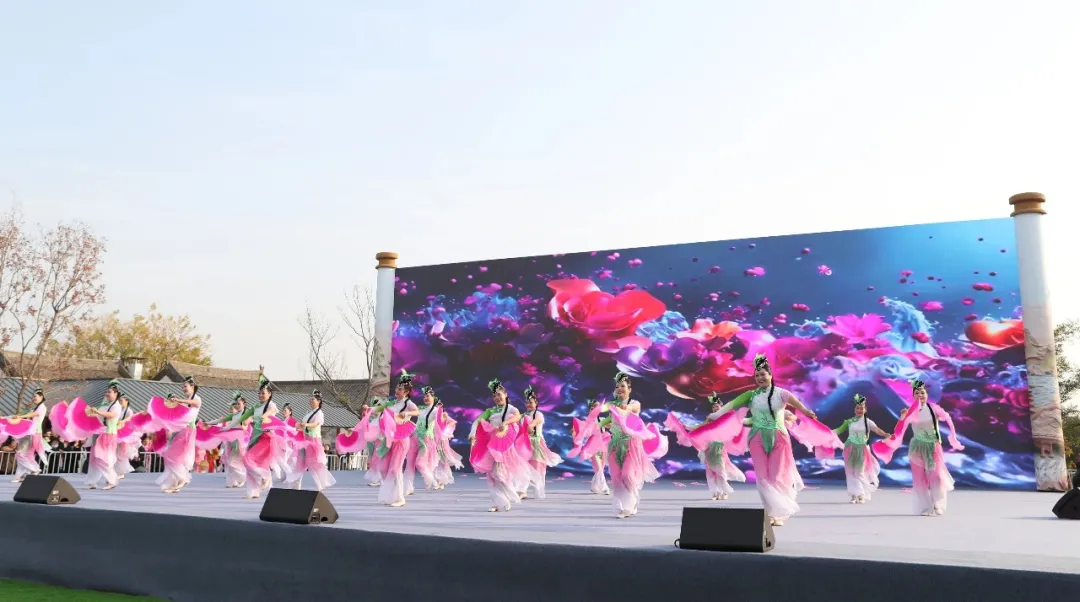 駐馬店兩支廣場舞隊伍精彩亮相2025年“中原舞蹁躚”河南省廣場舞大賽決賽