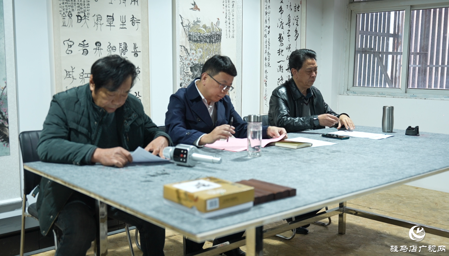 駐馬店市書畫研究院鄭板橋畫派書畫公益大課堂正式開班