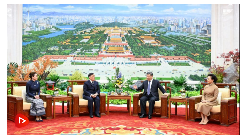 習(xí)近平會(huì)見(jiàn)泰國(guó)國(guó)王哇集拉隆功
