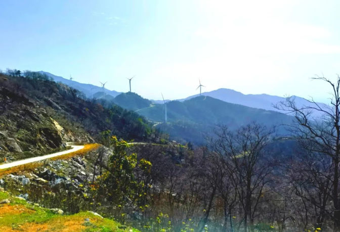 縣區(qū)動(dòng)態(tài) | 探秘白云山 “云上公路”，邂逅天中最美風(fēng)光