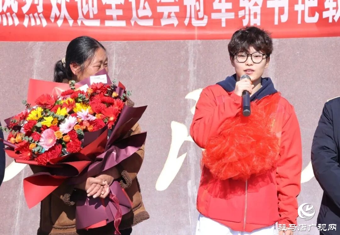 全運(yùn)冠軍載譽(yù)歸 家鄉(xiāng)正陽迎英雄