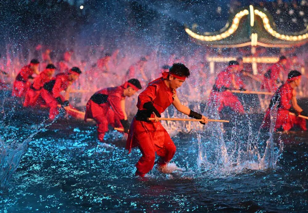 來，找一找全運會上的傳統(tǒng)文化元素