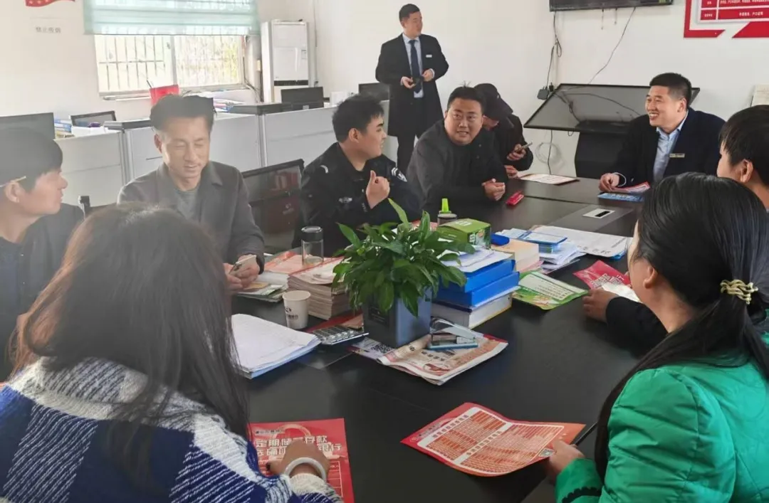 確山公安：精準發(fā)力筑防線 反詐宣傳入人心