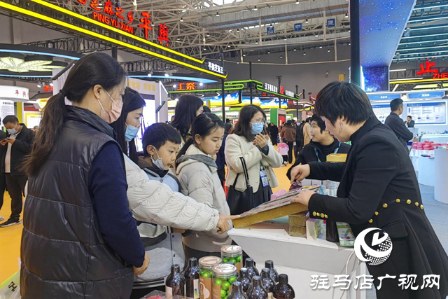 “夢(mèng)莉嬌”閃耀“農(nóng)加會(huì)” 植物護(hù)膚引領(lǐng)國(guó)貨新風(fēng)尚