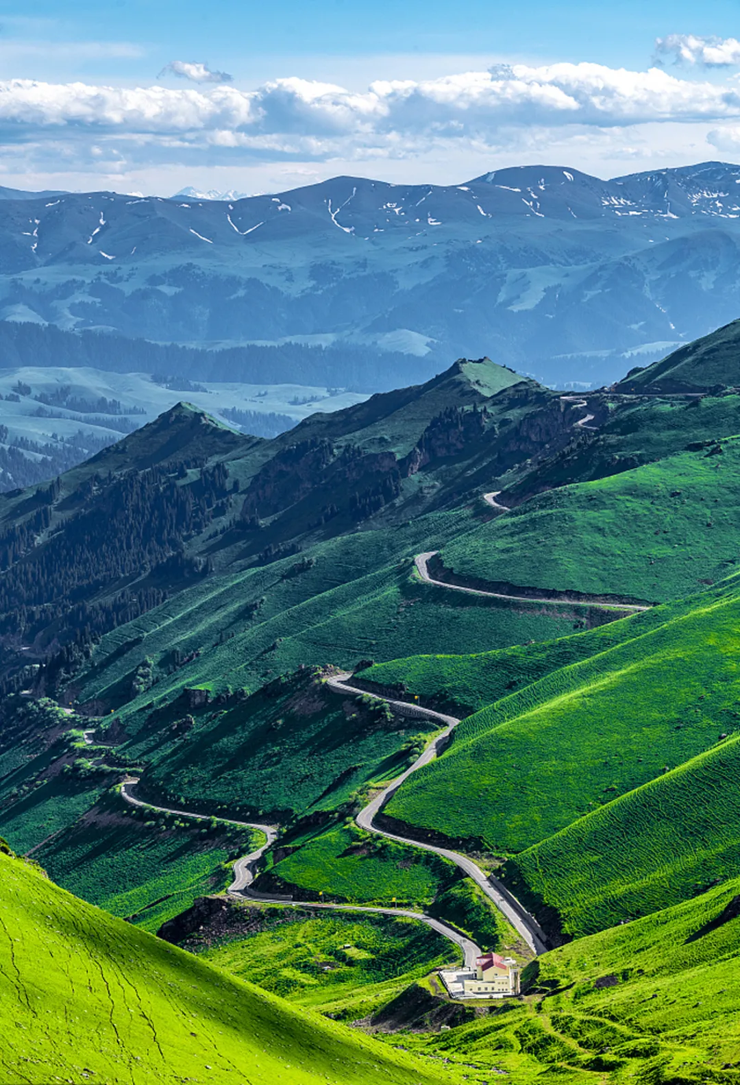 旅游風景道：最美風景在路上