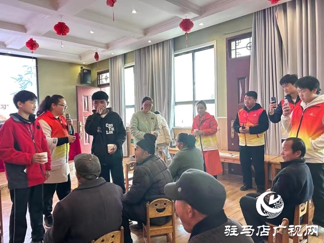 驛城區(qū)聯(lián)動(dòng)天中義工開展“愛助成長(zhǎng)”助學(xué)活動(dòng) 43名事實(shí)孤兒獲41800元精準(zhǔn)幫扶