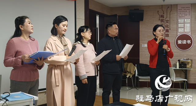 駐馬店職工夜校美化聲音班舉行“繞口令”課程結業(yè)展演