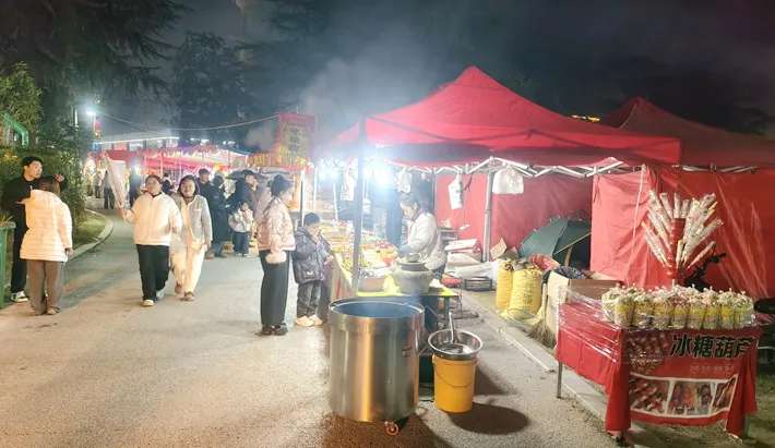 縣區(qū)動態(tài) | 1955文化創(chuàng)意園廟會熱鬧非凡