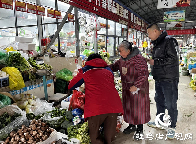 部分蔬菜價(jià)格走高 西紅柿價(jià)格柿不可擋