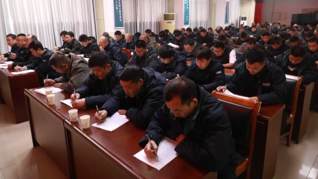 國網(wǎng)汝南縣供電公司：開展&ldquo;三種人&rdquo;培訓(xùn) 筑牢安全生產(chǎn)防