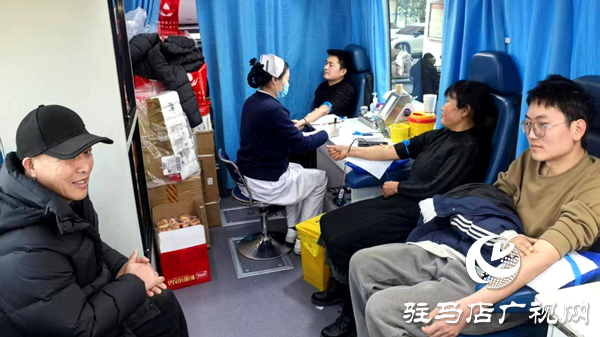 平輿縣辛店鄉(xiāng)：干群踴躍齊參與 無償獻(xiàn)血暖人心
