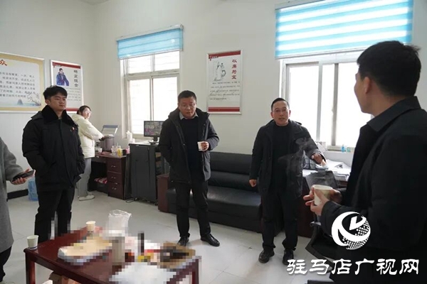 平輿縣人民法院：系好法庭“安全扣”  把好雙節(jié)“廉潔關”