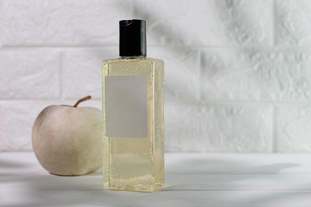 網(wǎng)上爆火的&ldquo;以油養(yǎng)膚&rdquo; 真的有用嗎