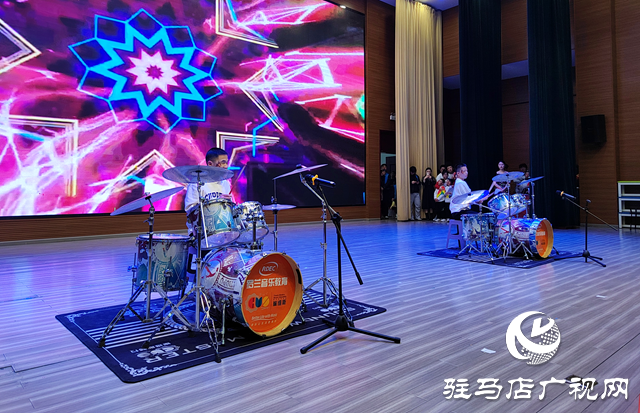 驛城區(qū)：同心筑夢搭建藝術(shù)舞臺 新年音樂會溫暖童心