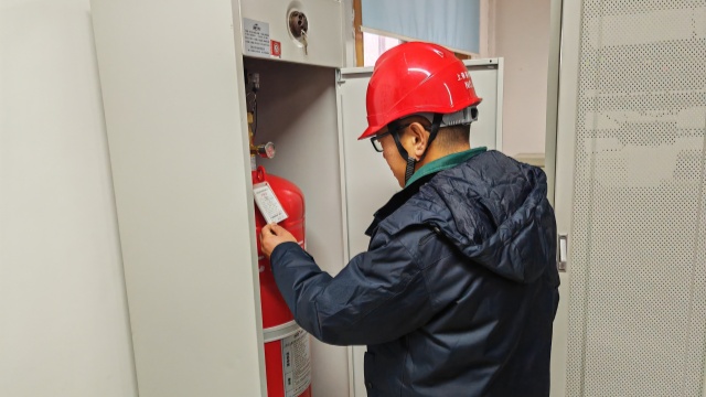 國(guó)網(wǎng)上蔡縣供電公司：開(kāi)展信息機(jī)房消防安全排查 筑牢安全運(yùn)行防線