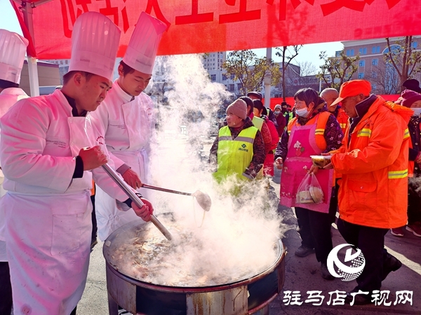 情暖環(huán)衛(wèi)工 愛心伴同行——平輿縣中等職業(yè)學(xué)校公益活動(dòng)溫暖全城