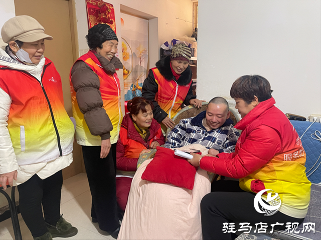 天中義工開展“幸福來敲門”活動 溫暖空巢老人與殘疾人