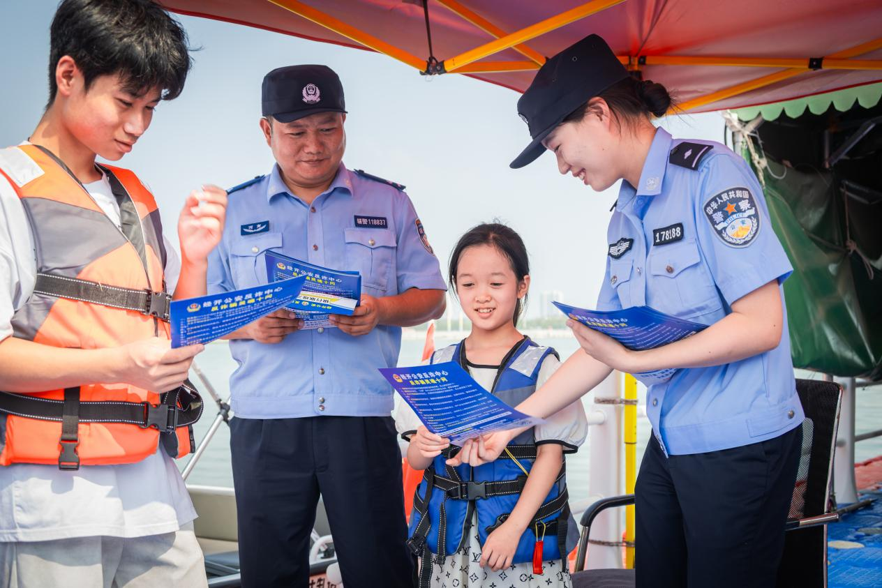 孫鵬程:深耕社區(qū)的“平安守望者”